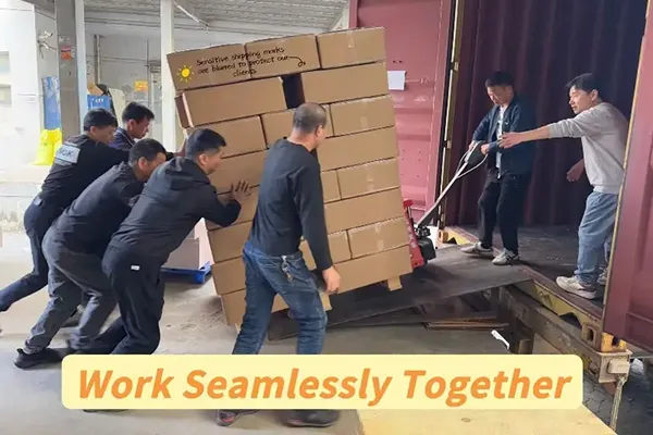 กำลังโหลดอย่างมีประสิทธิภาพ— คอนเทนเนอร์กล่องกระดาษบำรุงผิวขนาด 40HQ